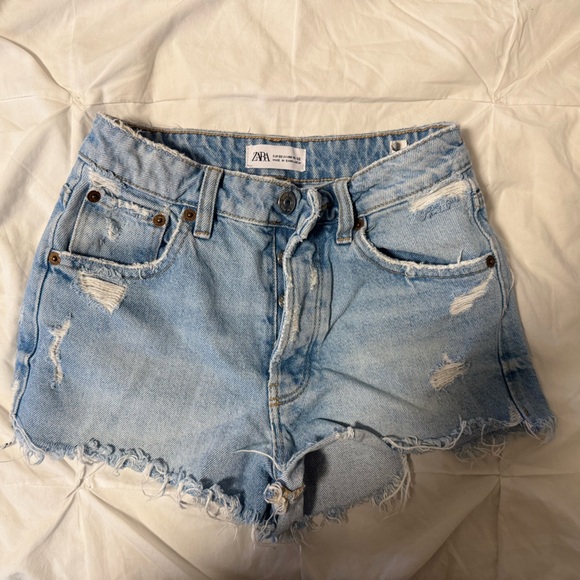 ZARA denim shorts - Picture 2 of 5
